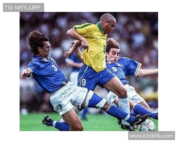 世界足球史上50位最具影响力球星盘点与传奇回顾