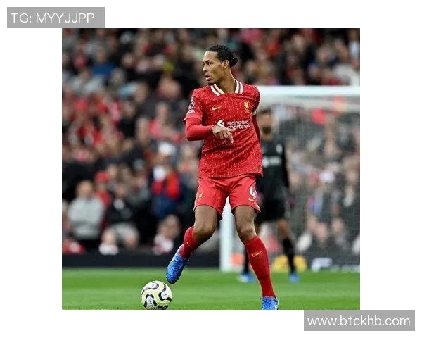 中国足球百佳球星盘点与历史足坛传奇人物回顾