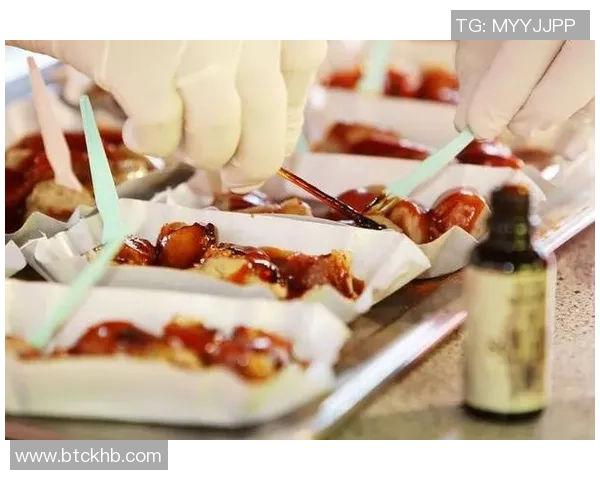 外国足球明星体验中国美食之旅 探索舌尖上的风味与文化