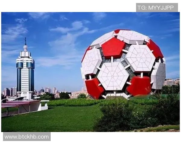 大连足球星光大道的详细位置与周边景点推荐解析