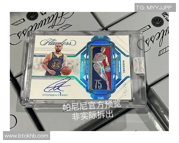 帕尼尼球星卡卡足球收藏册揭开传奇球员光辉历史的珍贵时刻