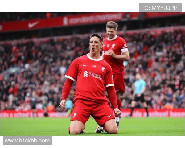 扁平足球员的典型代表是谁他对足球技术的影响解析